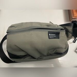 Lululemon belt bag